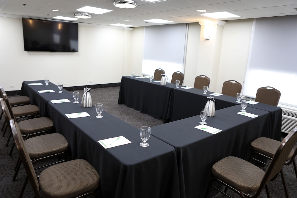 holiday inn chicago ohare area by ihg