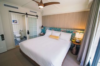 the surfjack hotel and swim club