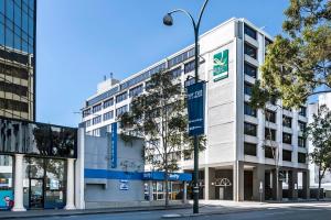 Quality Hotel Ambassador Perth,Western Australia>>East Perth,4 star