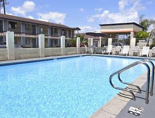 Casa Blanca Hotel & Suites Orange,Los Angeles>>Anaheim,2 star