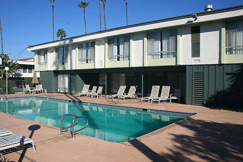vagabond inn los angeles at usc