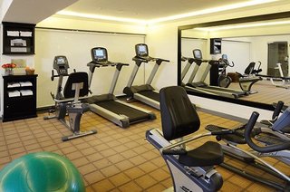 beverly hills plaza hotel and spa