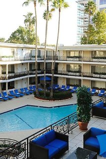 beverly hills plaza hotel and spa