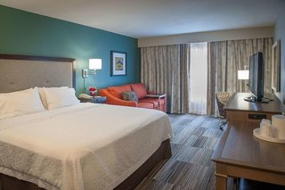 Hampton Inn New Orleans-St. Charles Ave./Garden District,Kenner>>Harvey,4 star