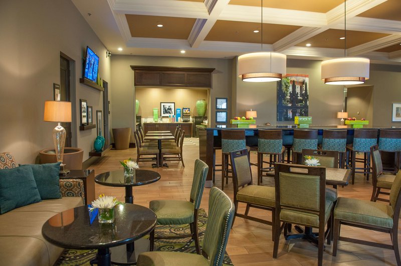 hampton inn and suites new orleans elmwood clearview pkway la