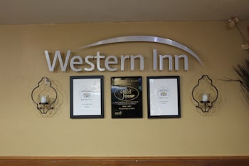old town western inn and suites
