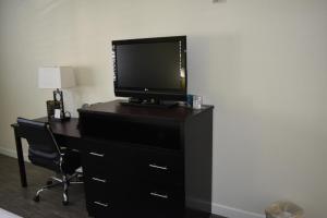 old town western inn and suites