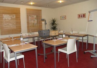 Comfort Hotel Paris Porte D'ivry,Paris>>Ivry-Sur-Seine,3 star