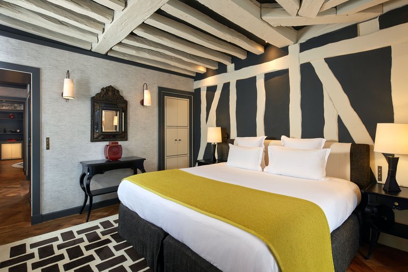 pavillon de la reine and spa place des vosges