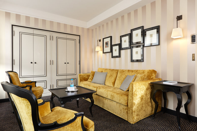 pavillon de la reine and spa place des vosges