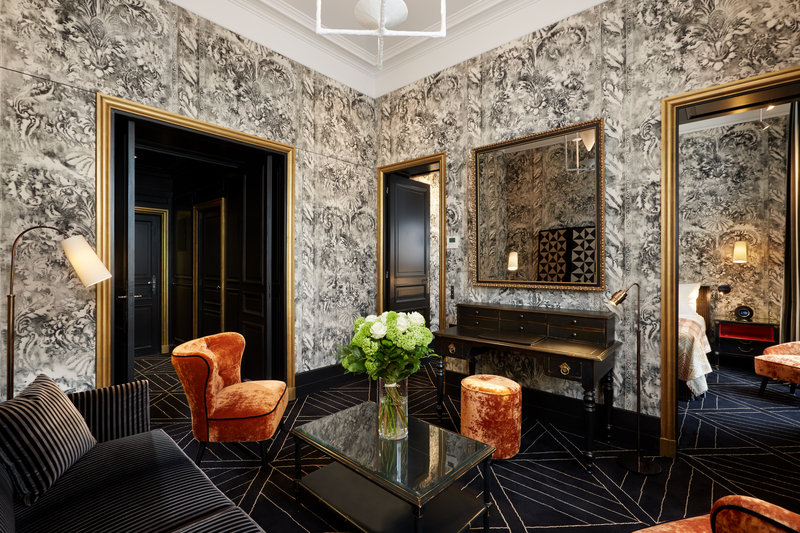 pavillon de la reine and spa place des vosges