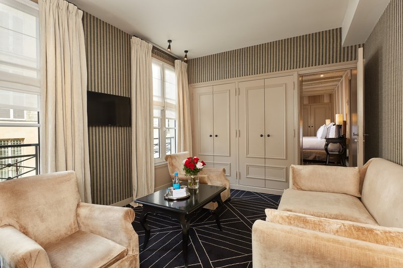 pavillon de la reine and spa place des vosges