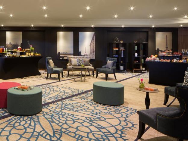 renaissance paris la defense hotel