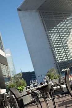 renaissance paris la defense hotel