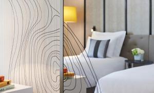 renaissance paris la defense hotel