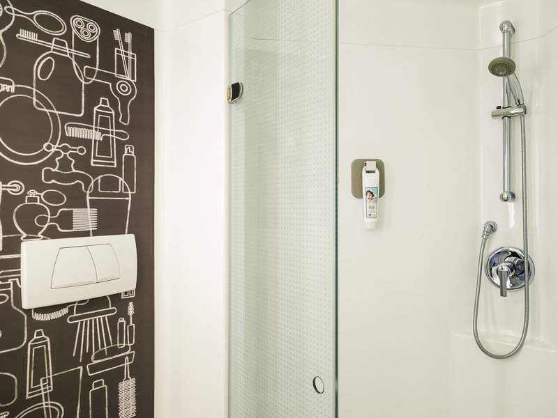 ibis paris saint denis stade sud