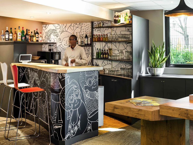 ibis paris saint denis stade sud