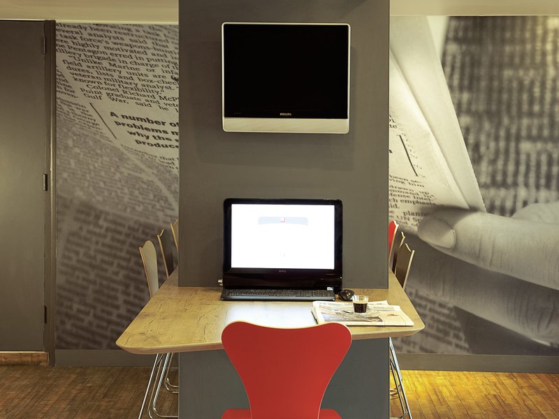 ibis paris saint denis stade sud