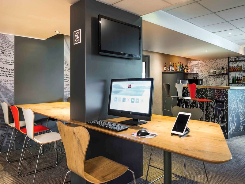 ibis paris saint denis stade sud