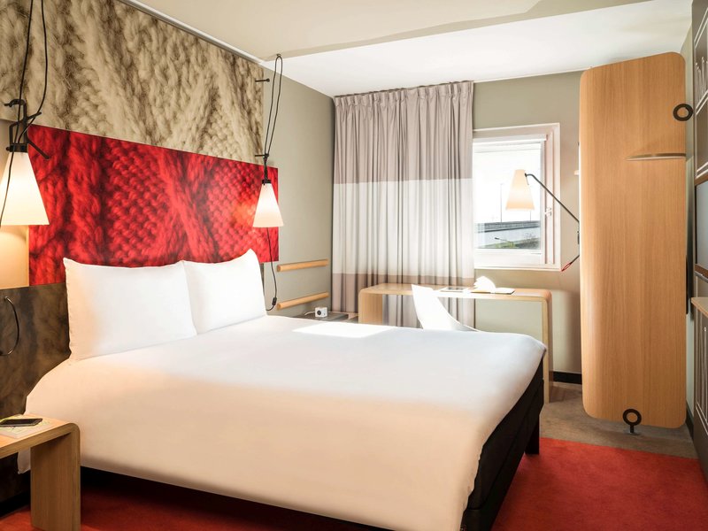 ibis paris saint denis stade sud