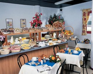 Kyriad Orly Aeroport - Athis Mons,Essonne>>Athis-Mons,3 star