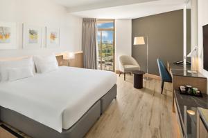 Ja Beach Hotel, Dubai,In The Business District,5 star