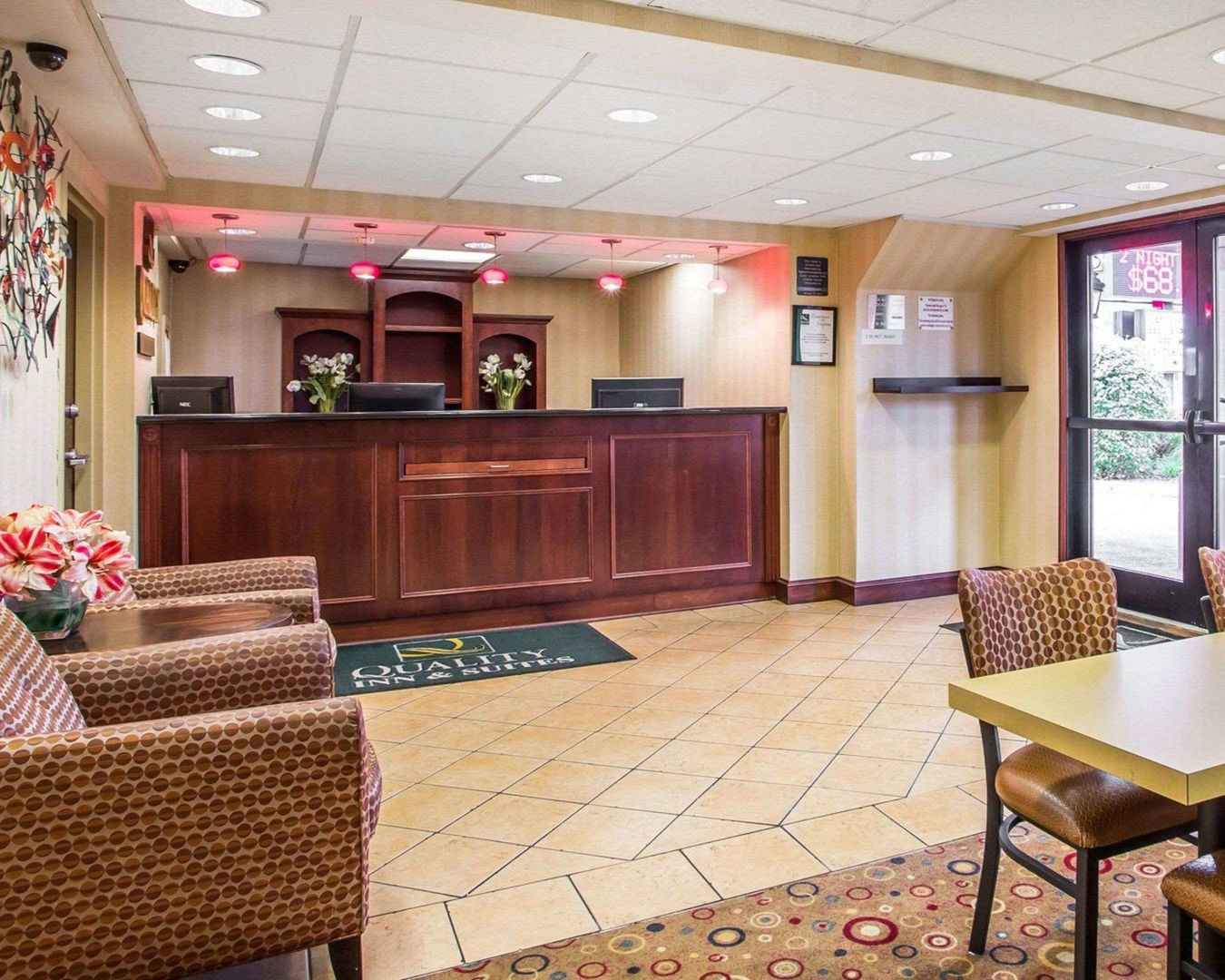hibiscus inn and suites