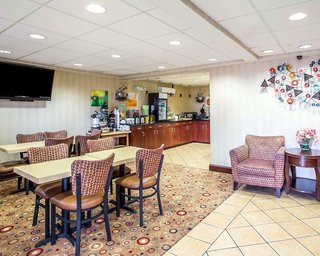 hibiscus inn and suites