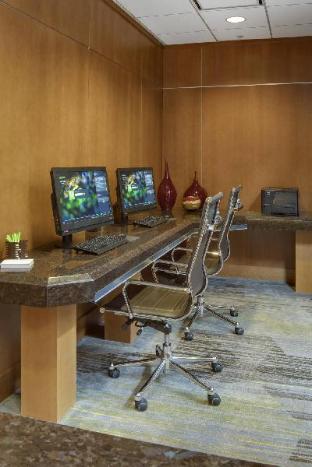 courtyard by marriott boston logan airport