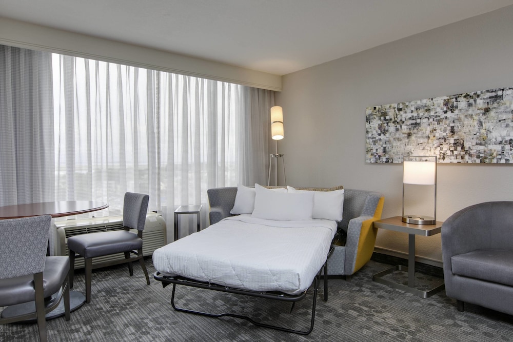 courtyard by marriott boston logan airport