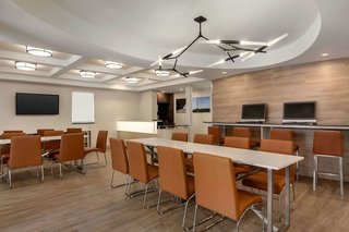 days inn by wyndham toronto west mississauga