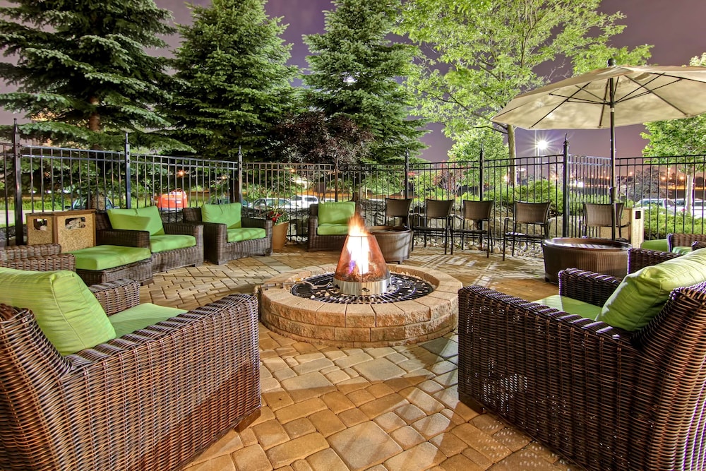 hilton garden inn toronto mississauga