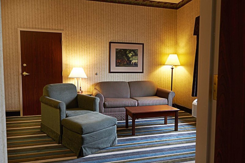 hampton inn and suites scottsburg