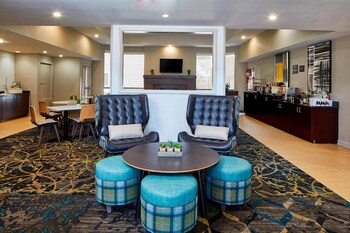 residence inn by marriott atlanta airport north virginia ave