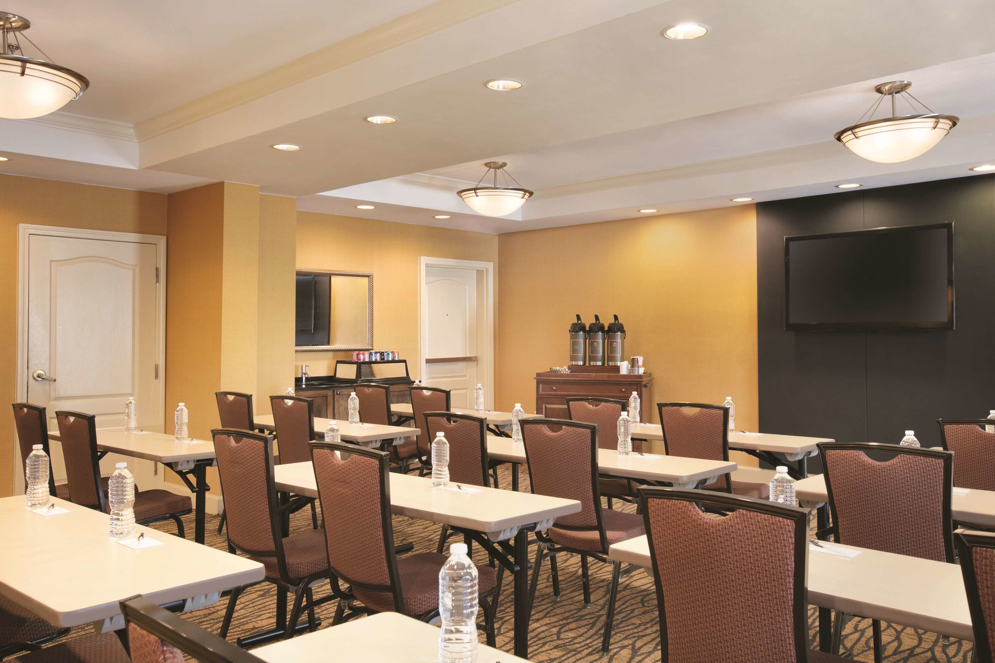 country inn and suites by radisson atlanta airport north ga
