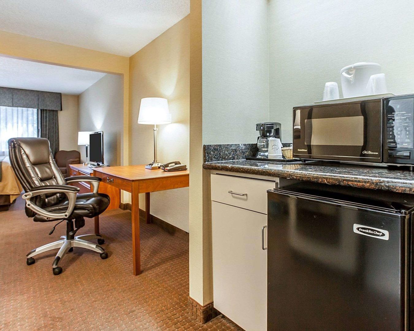 comfort inn and suites bothell seattle north