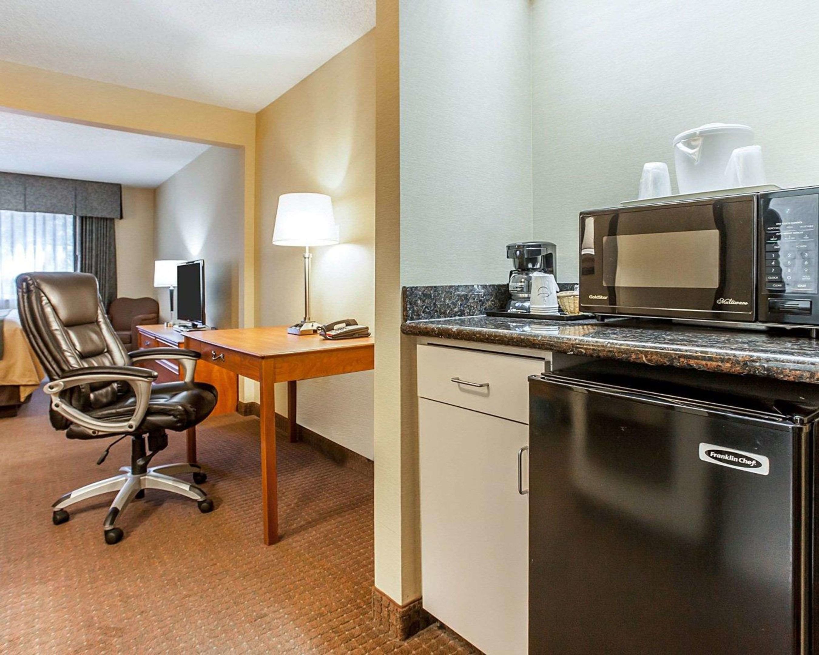 comfort inn and suites bothell seattle north