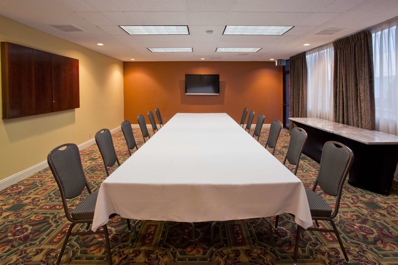 red lion hotel seattle airport