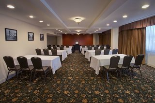 red lion hotel seattle airport