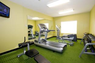 Fairfield Inn & Suites By Marriott Arlington Six Flags,Dallas>>Arlington,3 star