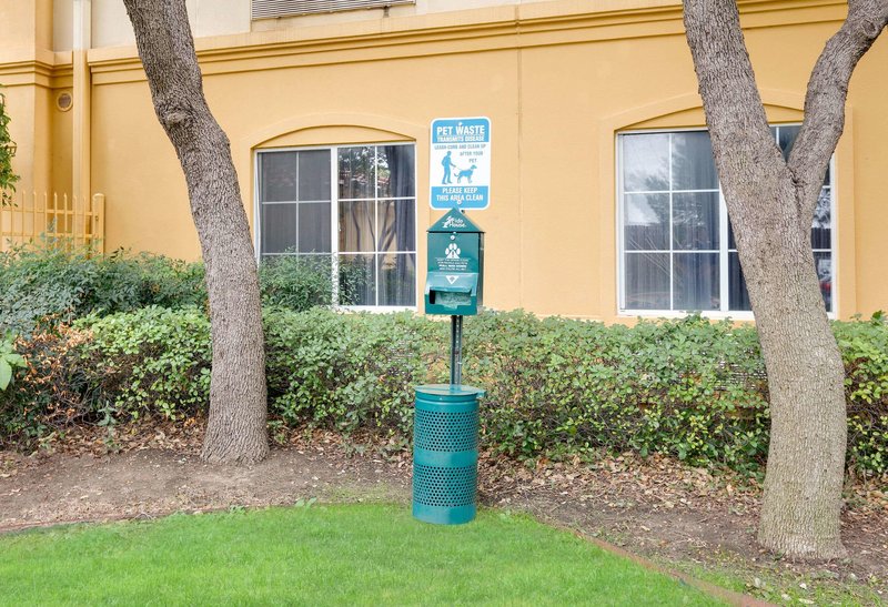 la quinta inn and suites by wyndham dallas north central