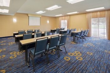 courtyard by marriott addison midway