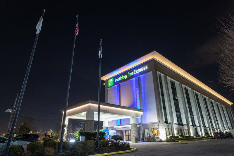 Holiday Inn Express Newark Airport Elizabeth, An Ihg Hotel