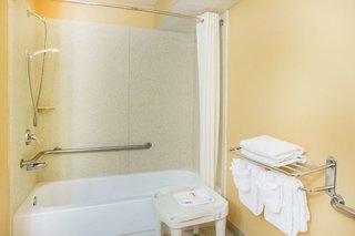 super 8 by wyndham myrtle beach market common area