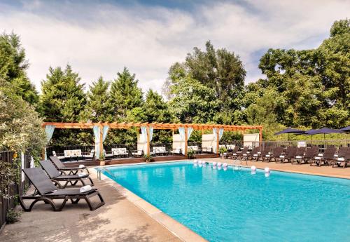 hotel preston nashville airport