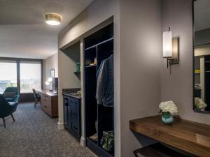 hotel preston nashville airport