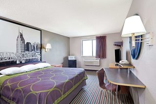 super 8 by wyndham nashville dntn opryland area