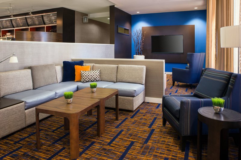 courtyard phoenix north by marriott
