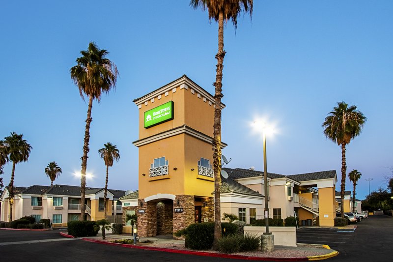 hometowne studios by red roof phoenix black canyon highway