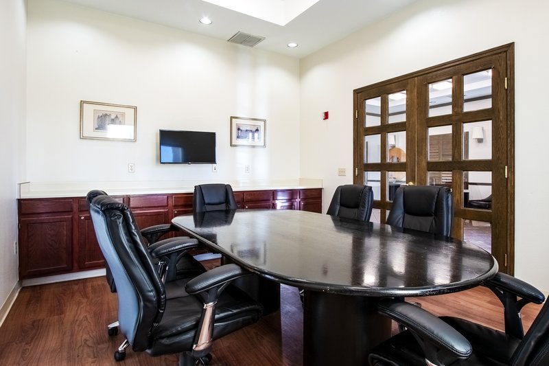 hometowne studios by red roof phoenix black canyon highway